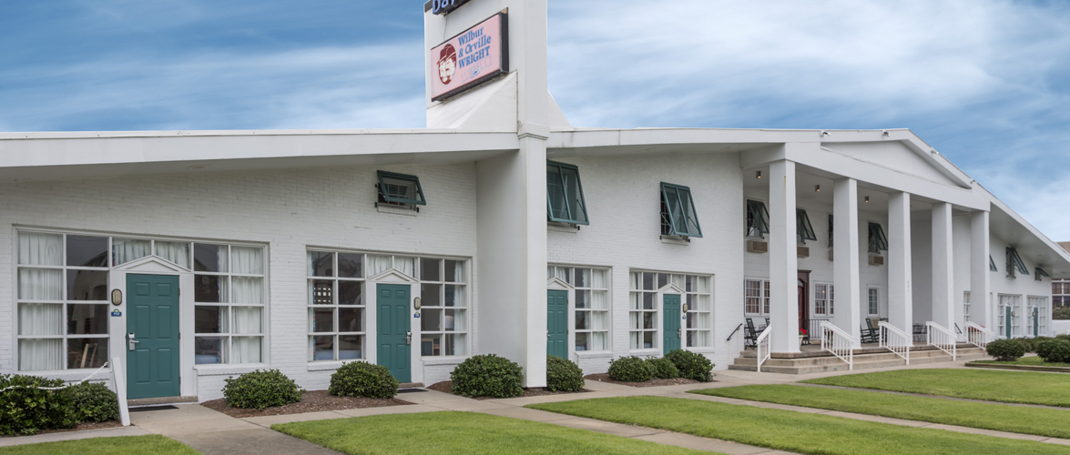 Days Inn Oceanfront Wright Brothers Outer Banks Hotels